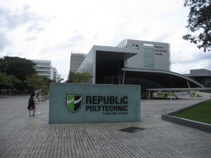 %e6%a0%a1%e8%88%8e%e6%ad%a3%e9%96%80