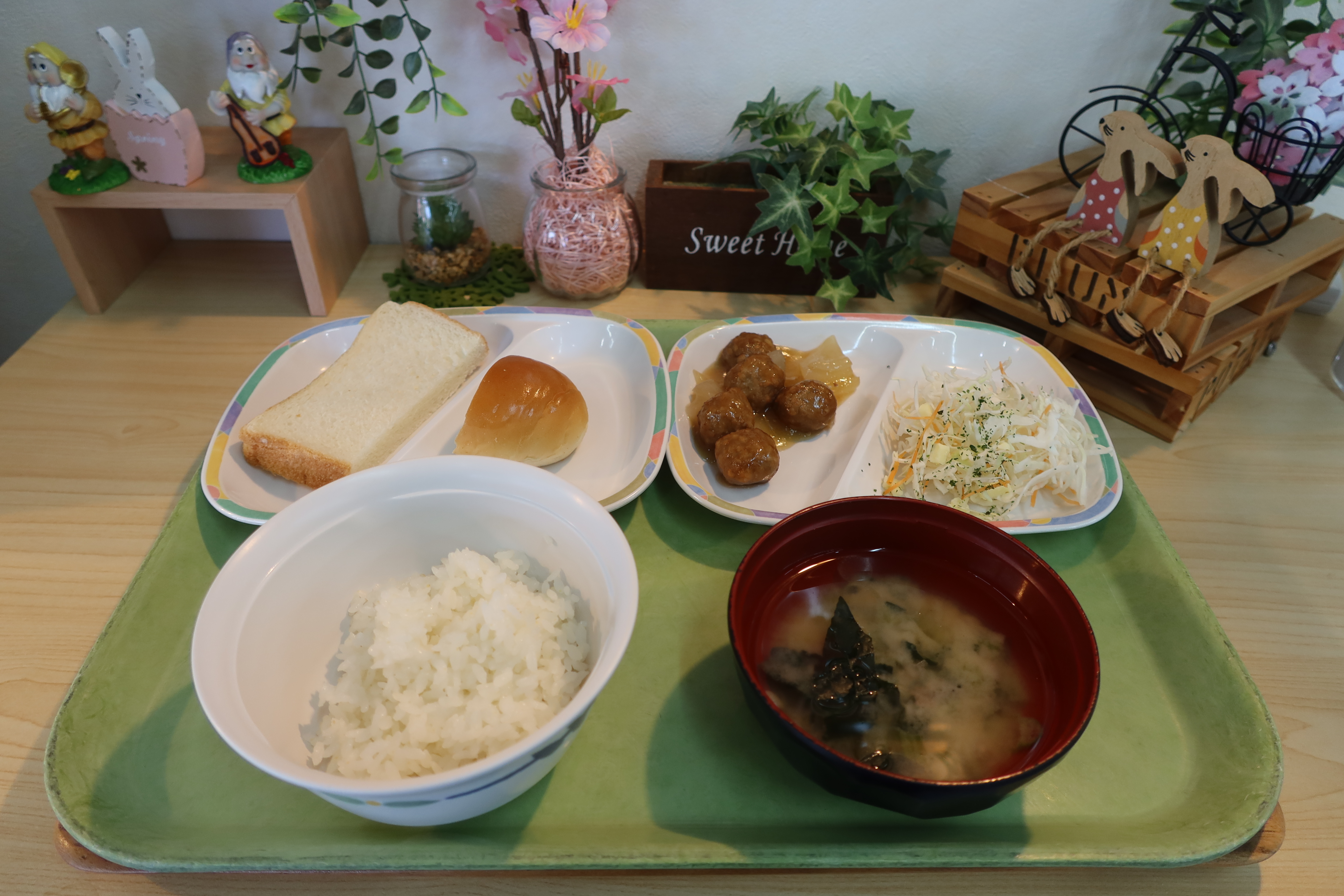 2026年度 寮食堂メニュー写真 4月 朝ごはん 4月 29日