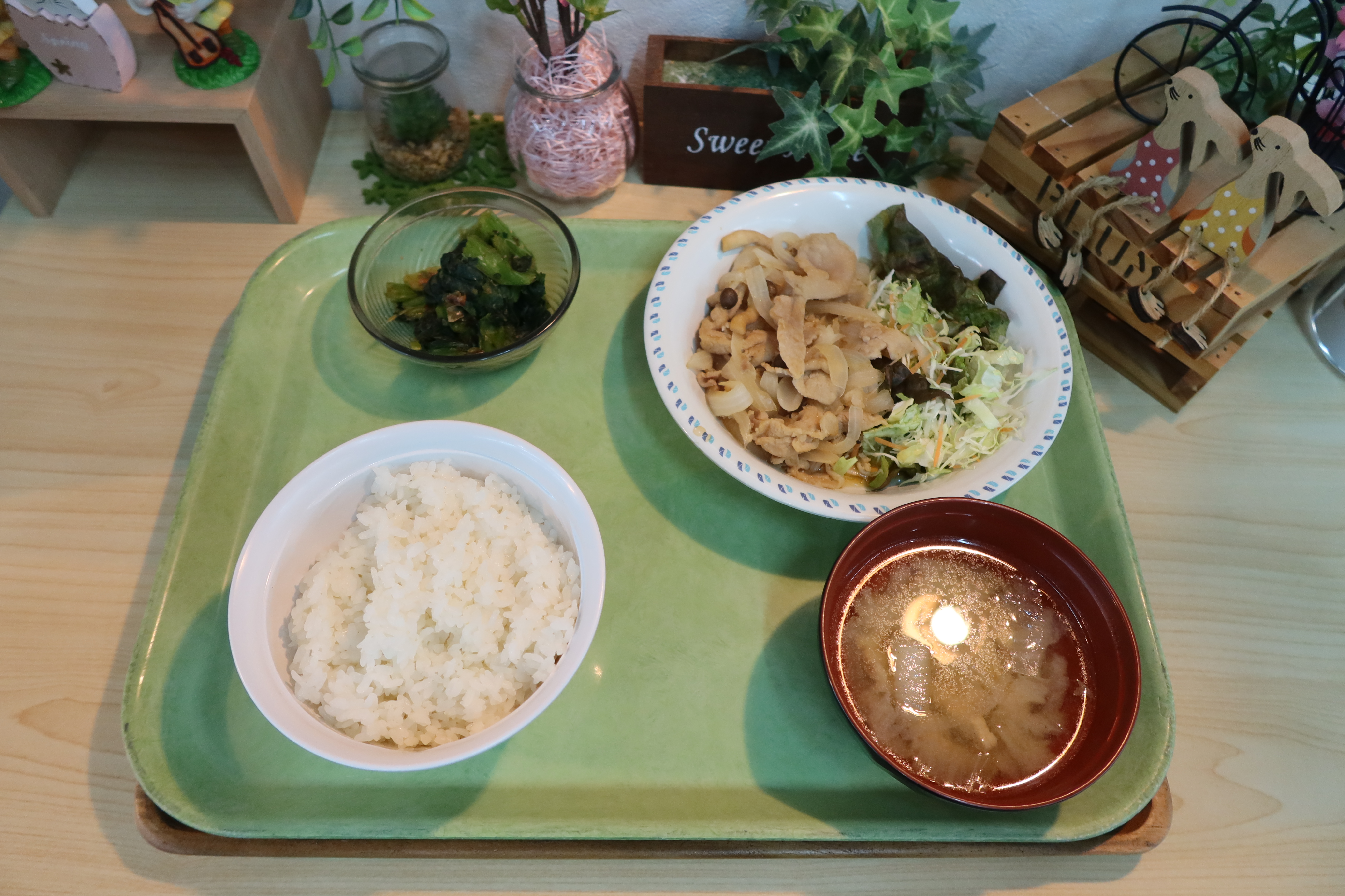 2026年度 寮食堂メニュー写真 4月 夕ごはん（一部） 4月 25日