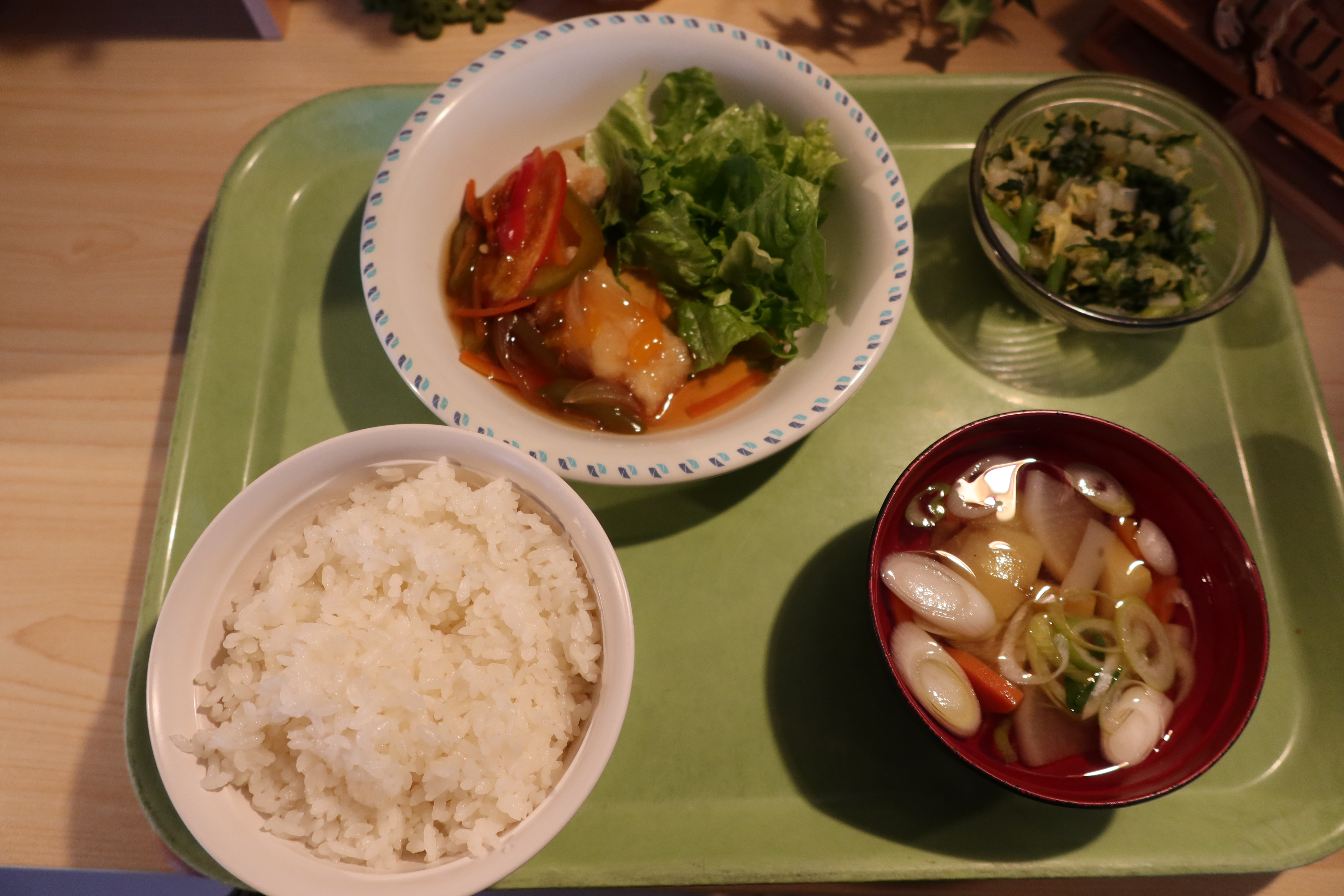 2026年度 寮食堂メニュー写真 4月 夕ごはん（一部） 4月 29日
