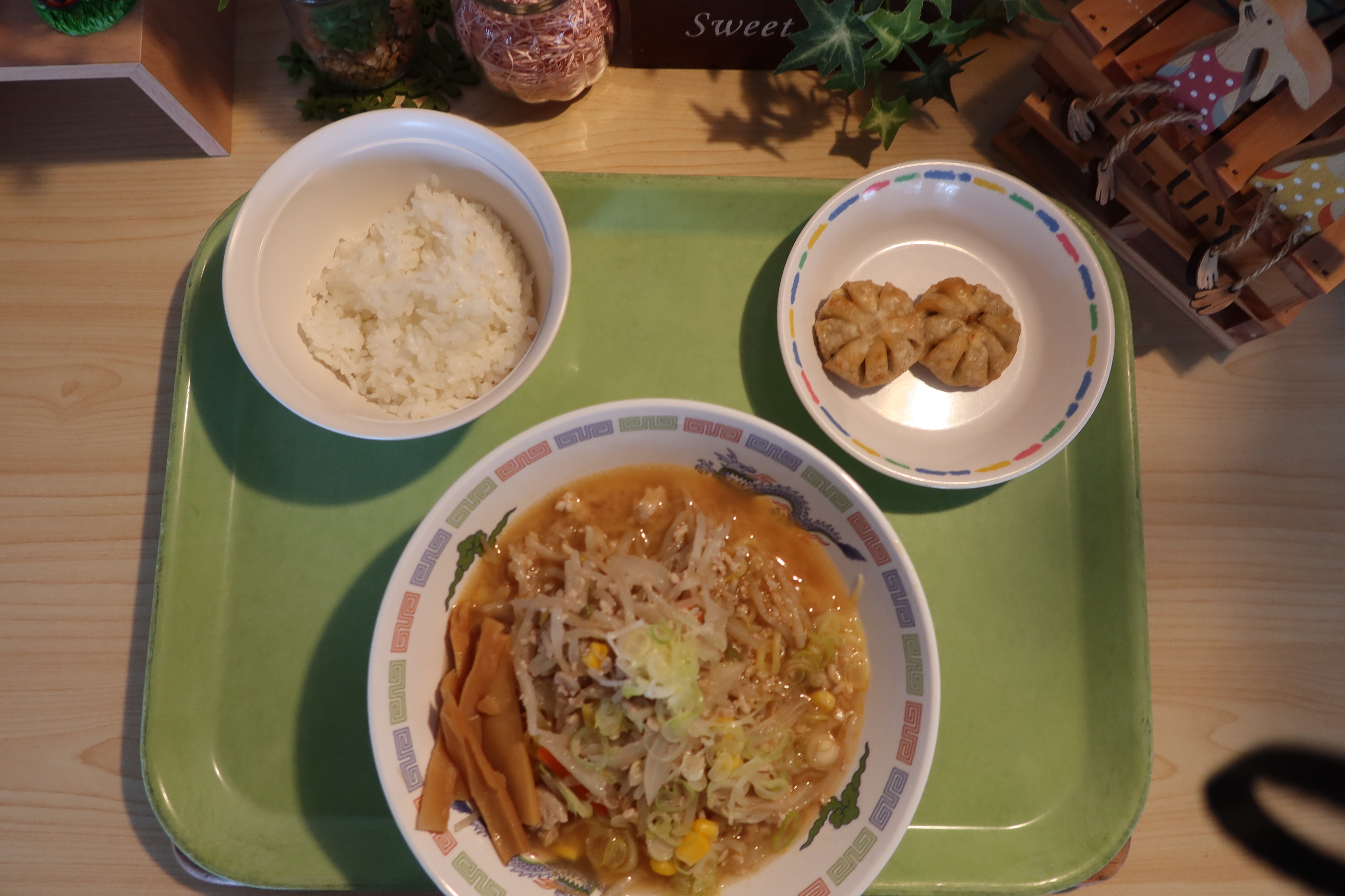 2026年度 寮食堂メニュー写真 4月 昼ごはん（一部） 4月 24日