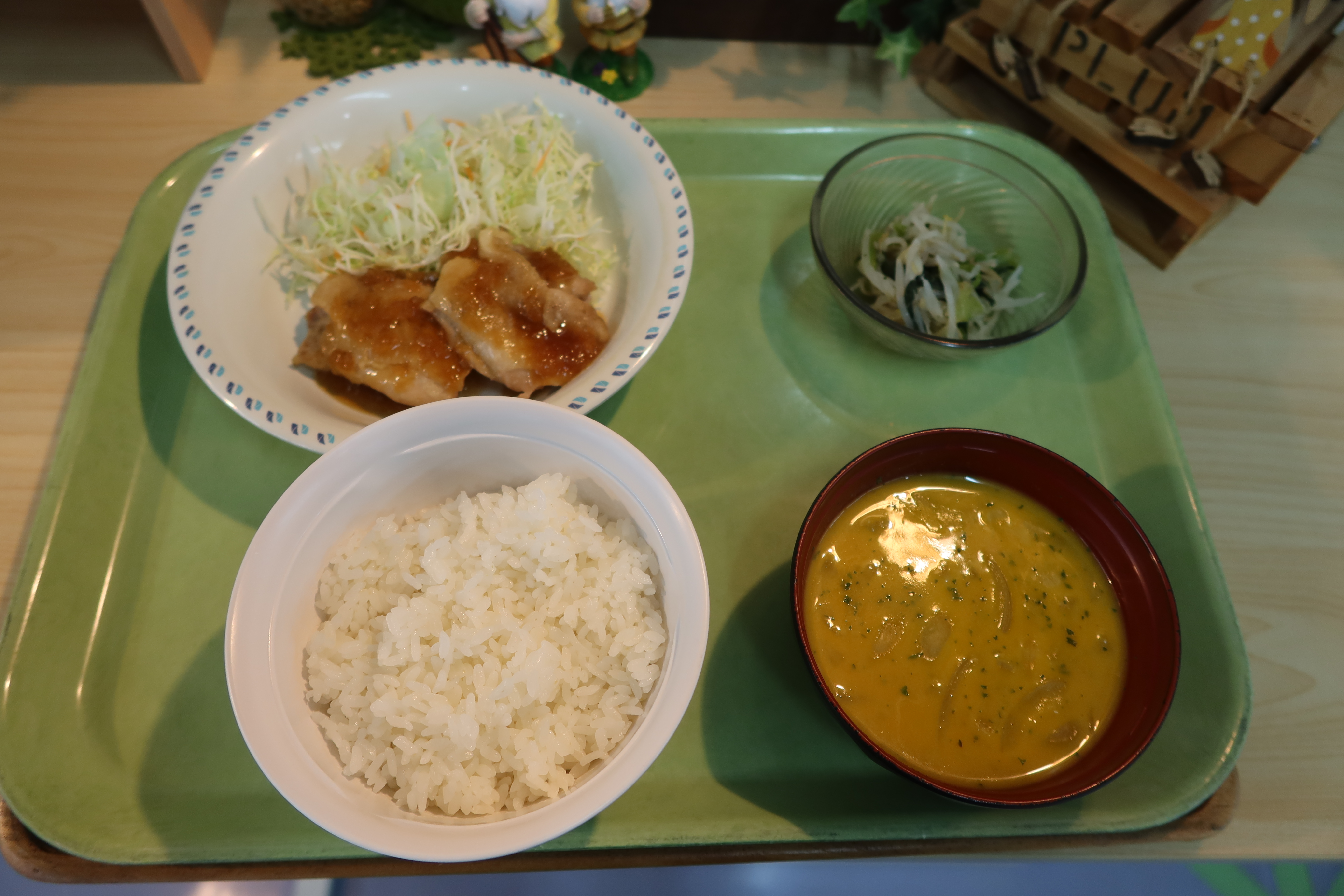 2026年度 寮食堂メニュー写真 6月 夕ごはん 6月13日