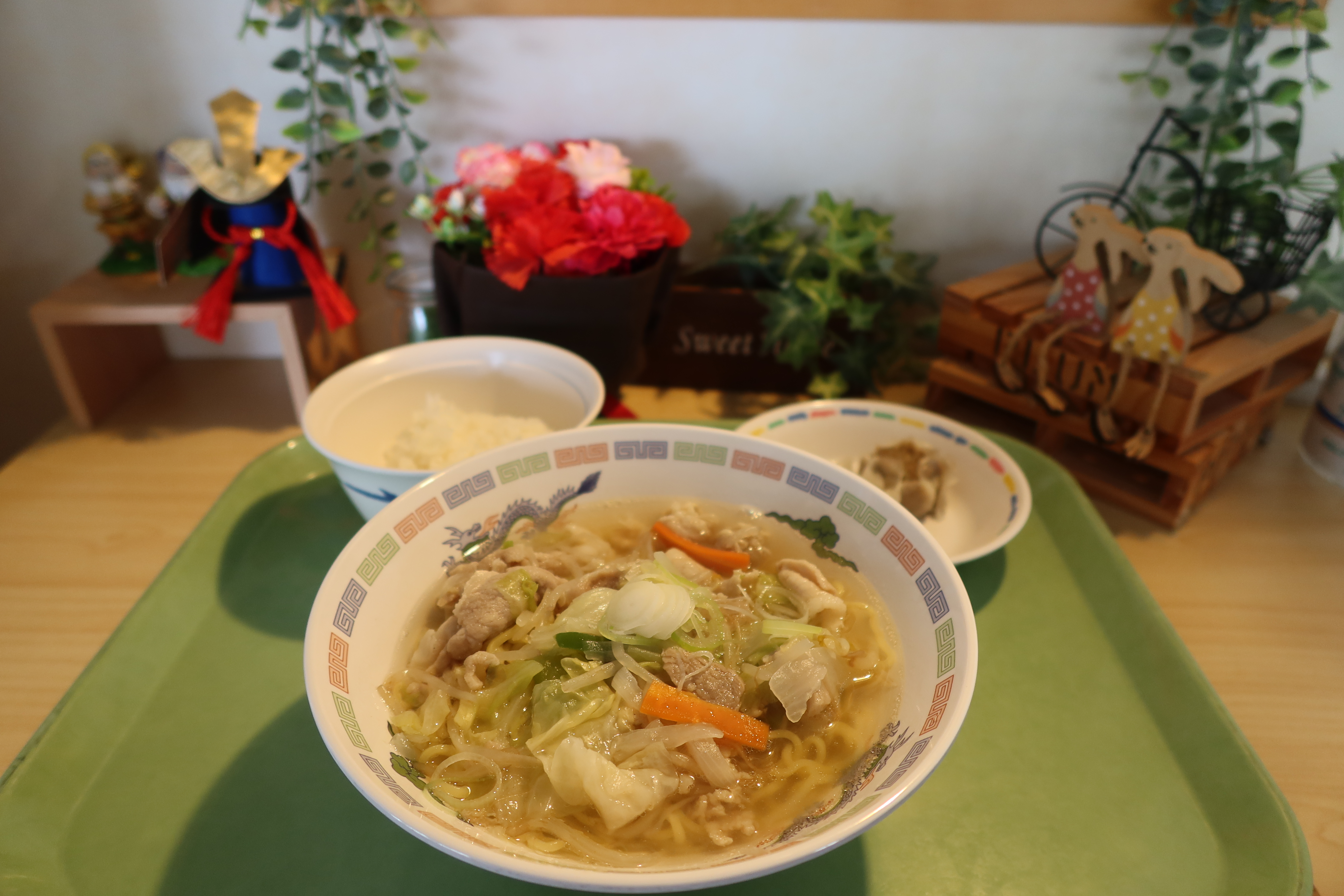 2026年度 寮食堂メニュー写真 5月 昼ごはん（一部） 5月1日