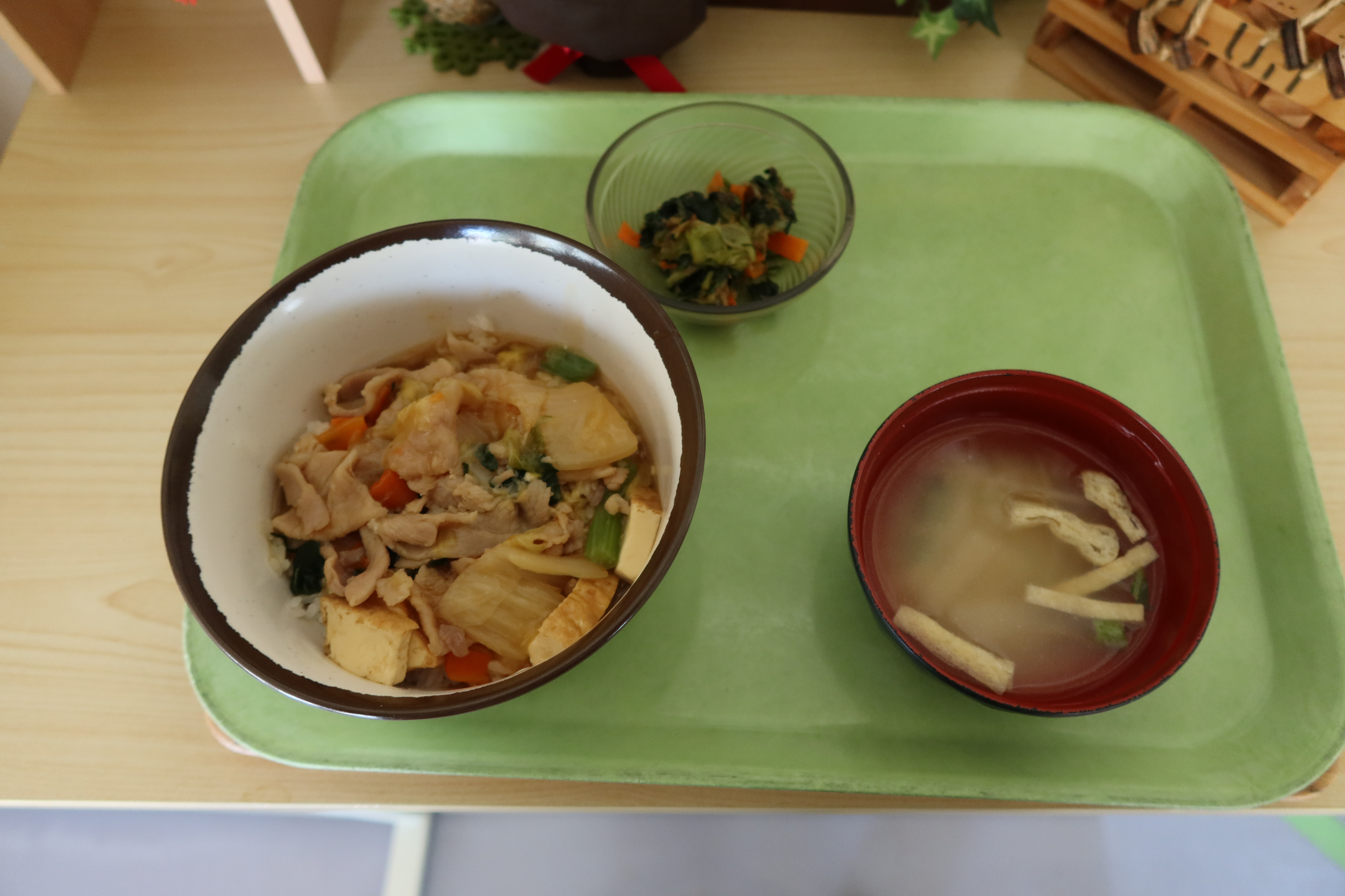 2026年度 寮食堂メニュー写真 5月 昼ごはん（一部） 5月6日