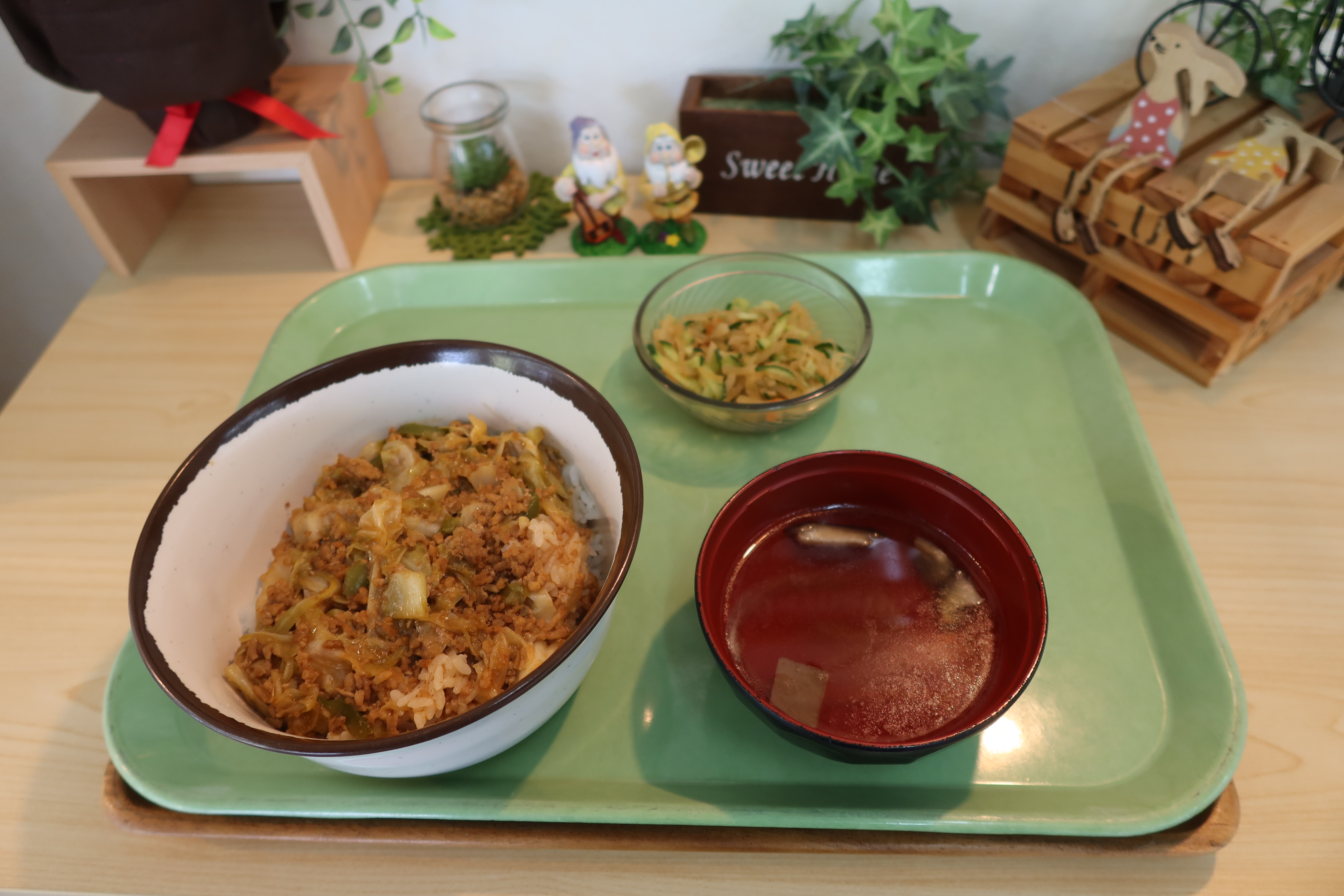 2026年度 寮食堂メニュー写真 5月 昼ごはん（一部） 5月17日